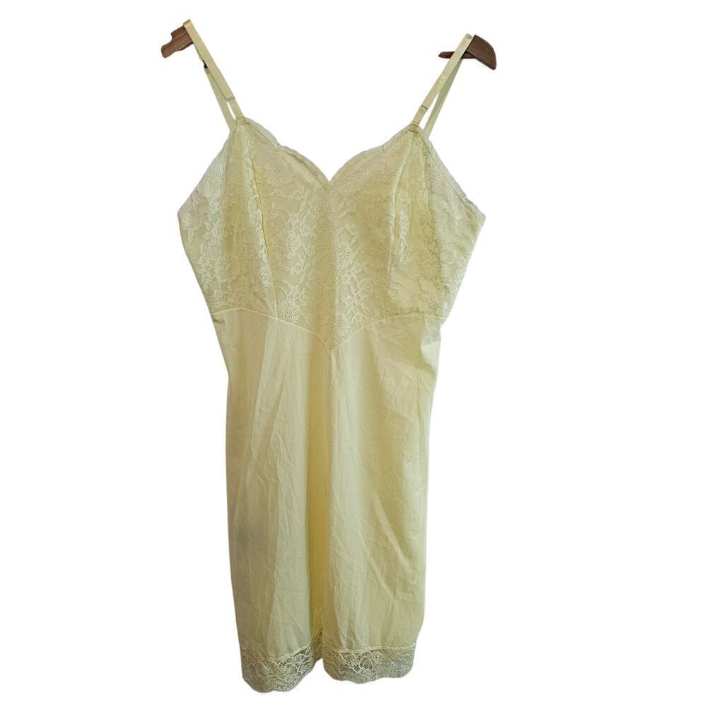 Vintage Vanity Fair Slip Dress Womens Medium Yellow Lace 80s Glam Fairy Coquette